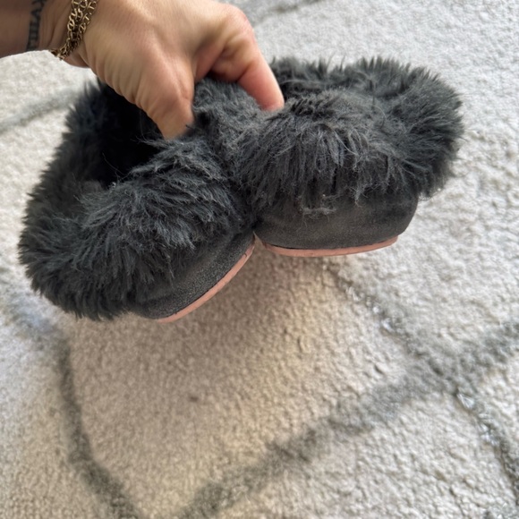 SOREL slippers GO COFFEE RUN gray leather faux fur slip on slides shoes 8 - Picture 10 of 12